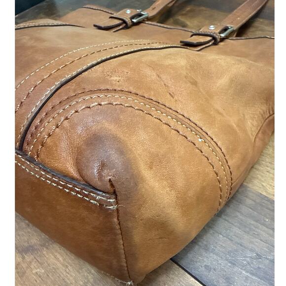 Vintage COACH Hamptons Brown Leather Shoulder Bag Tote Purse Style No. F12607 - Picture 10 of 16